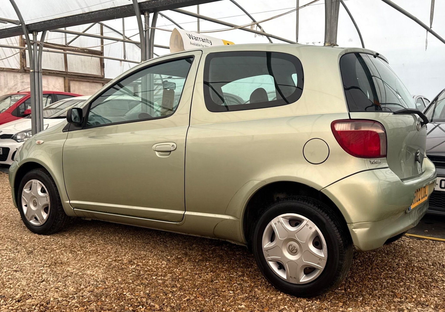 Used Toyota Yaris 2002 for sale - 76138521: Photo 40