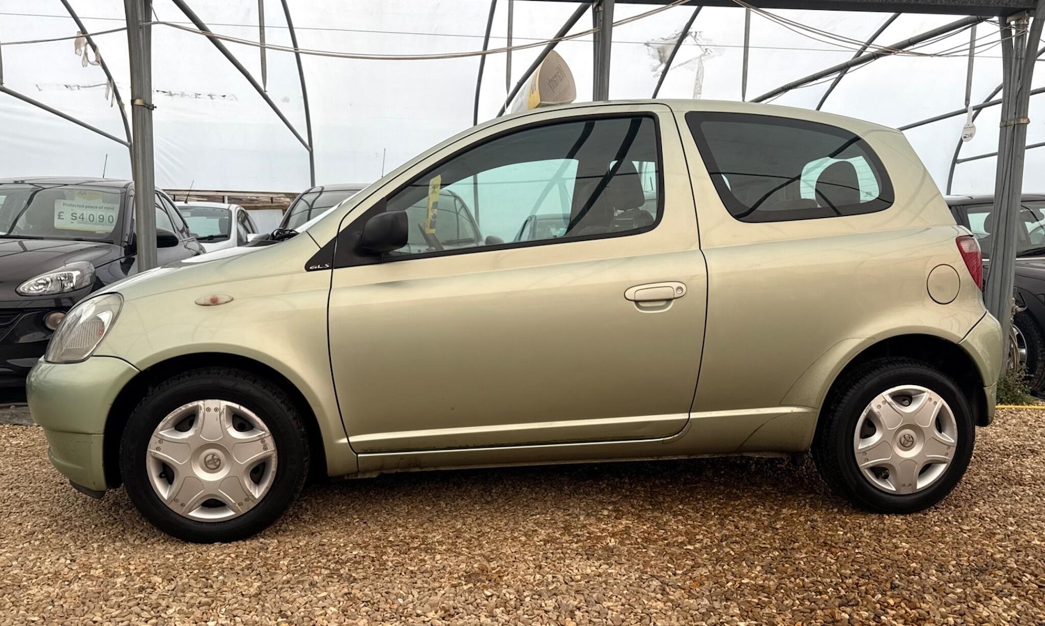 Used Toyota Yaris 2002 for sale - 76138521: Photo 42