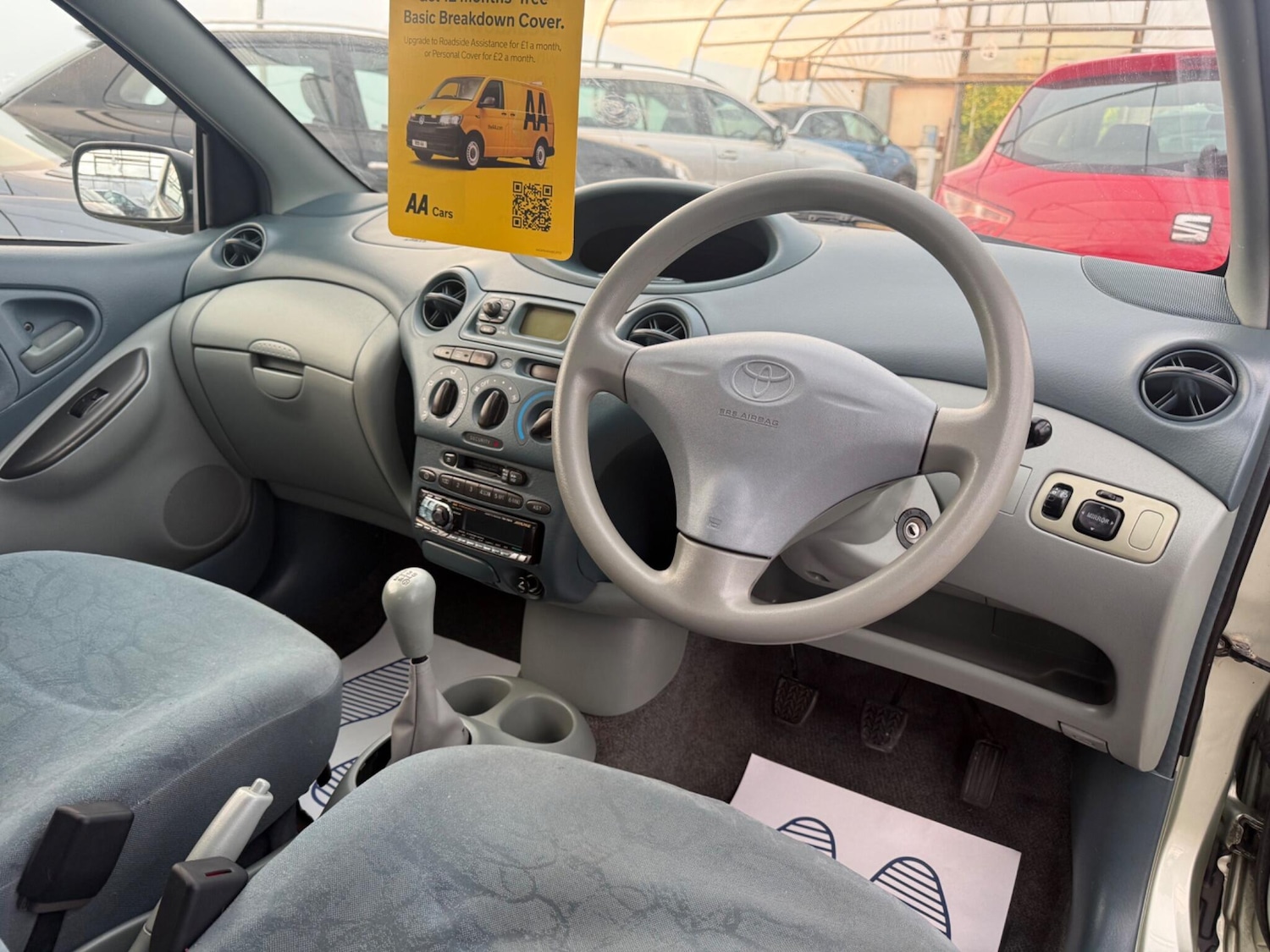 Used Toyota Yaris 2002 for sale - 76138521: Photo 46