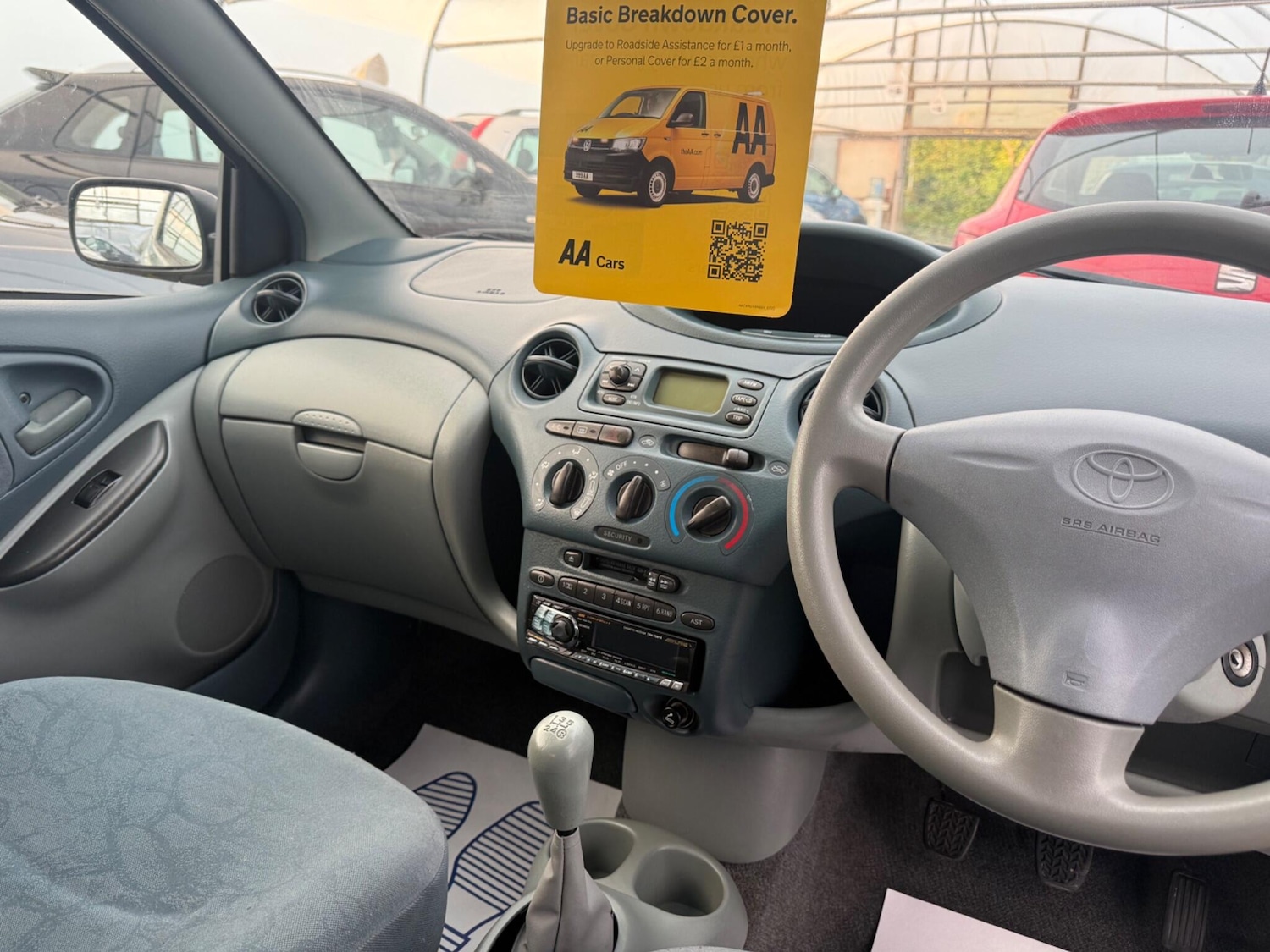 Used Toyota Yaris 2002 for sale - 76138521: Photo 47