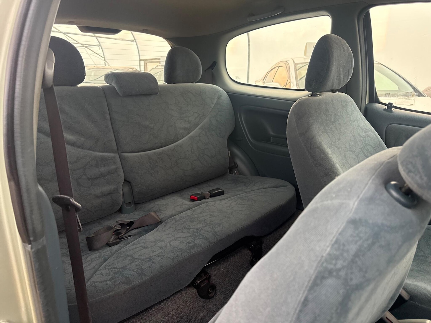 Used Toyota Yaris 2002 for sale - 76138521: Photo 55