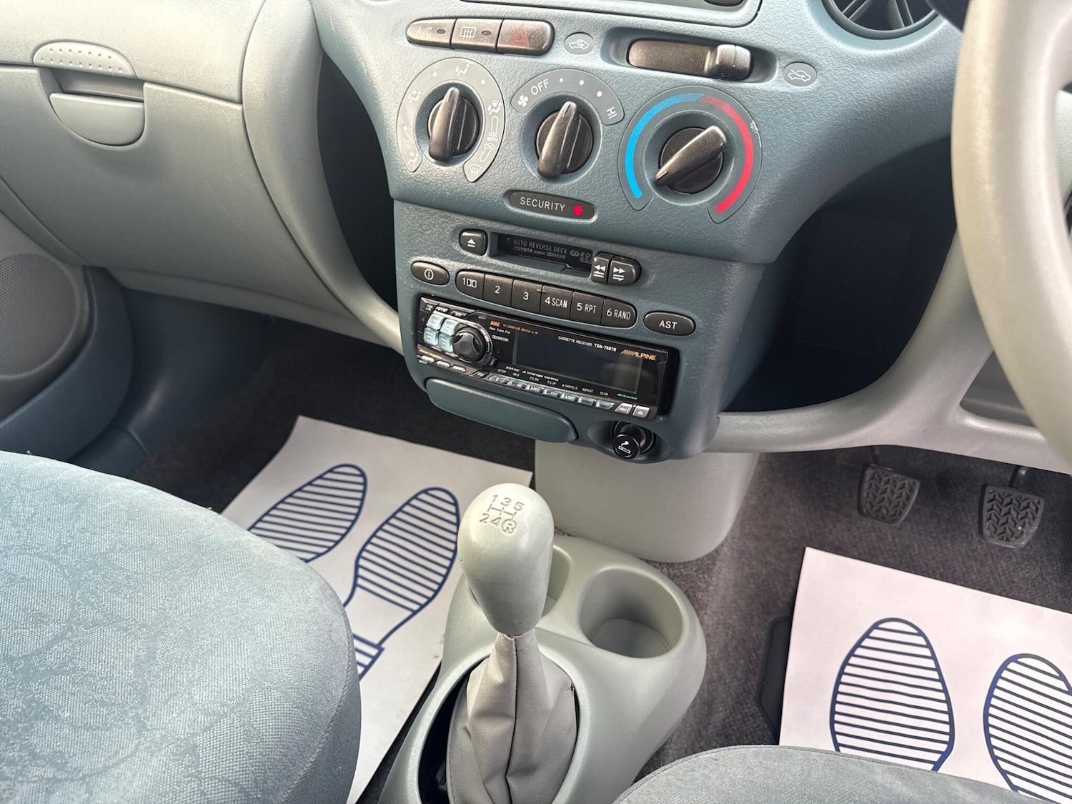 Used Toyota Yaris 2002 for sale - 76138521: Photo 67