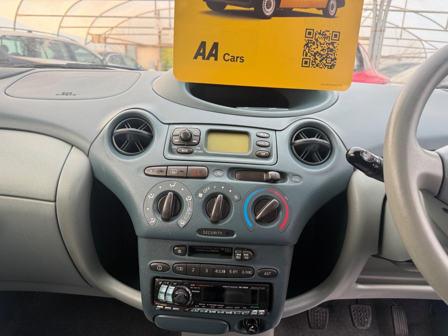 Used Toyota Yaris 2002 for sale - 76138521: Photo 68