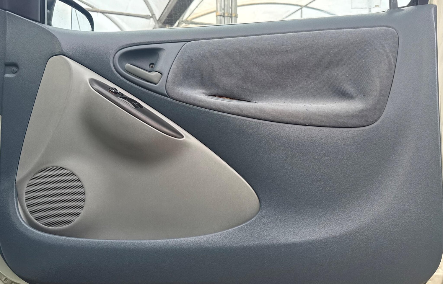 Used Toyota Yaris 2002 for sale - 76138521: Photo 72