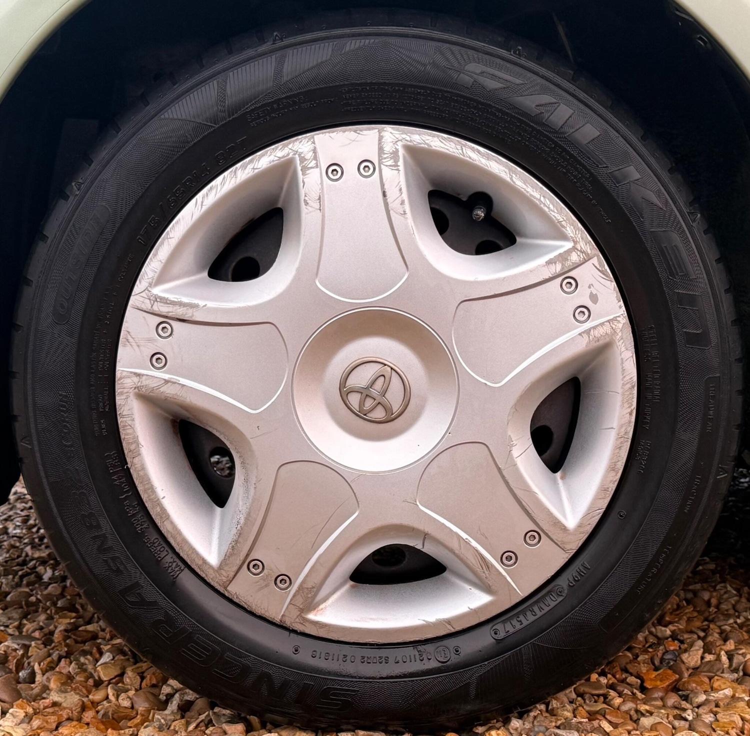 Used Toyota Yaris 2002 for sale - 76138521: Photo 83