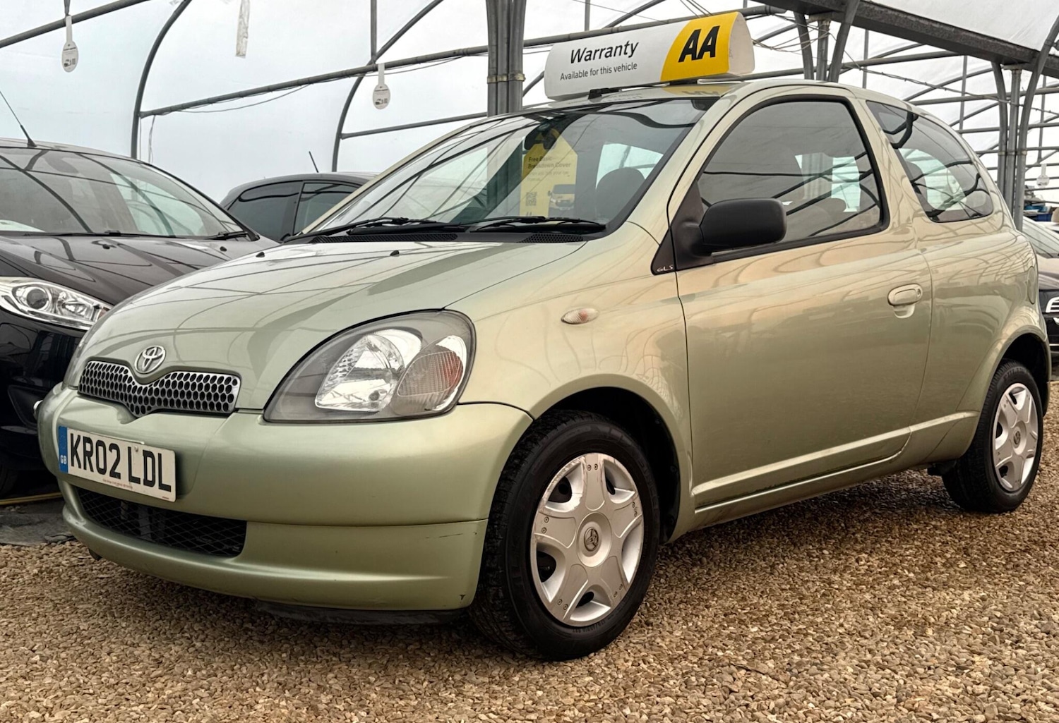 Used Toyota Yaris 2002 for sale - 76138521: Photo 9