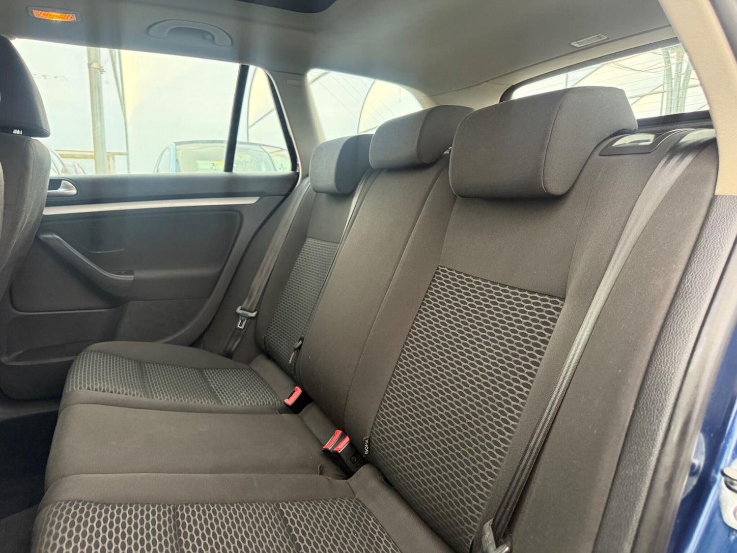 Used Volkswagen Golf 2012 for sale - 76573309: Photo 24