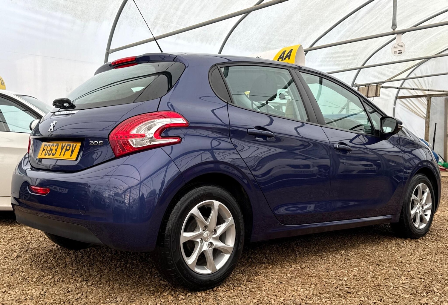 Used Peugeot 208 2013 for sale - 76898673: Photo 10