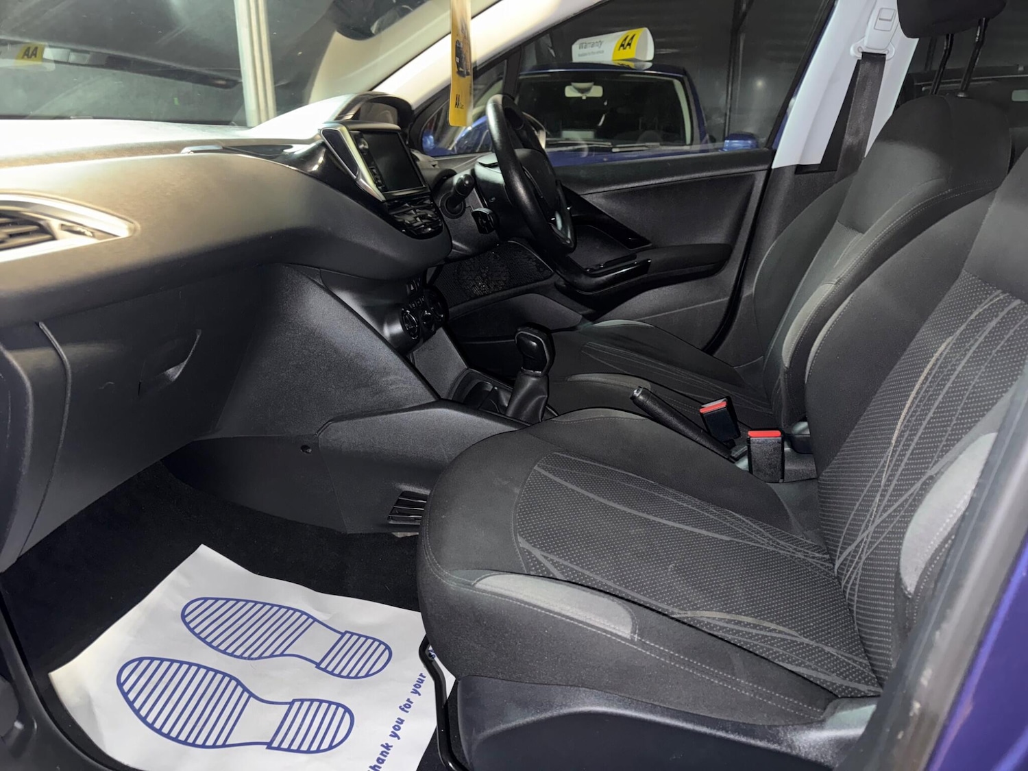 Used Peugeot 208 2013 for sale - 76898673: Photo 25