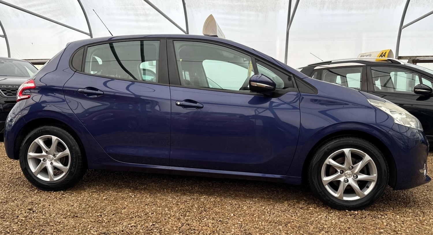 Used Peugeot 208 2013 for sale - 76898673: Photo 31