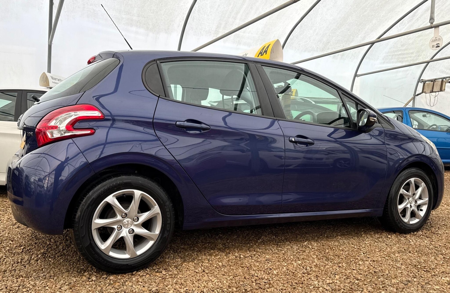 Used Peugeot 208 2013 for sale - 76898673: Photo 33