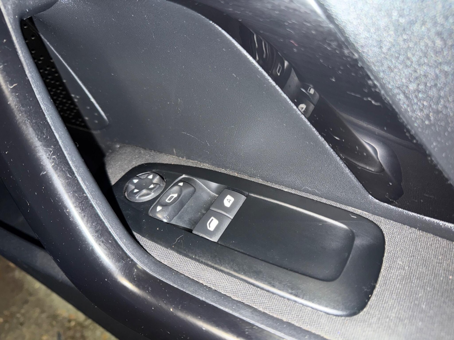 Used Peugeot 208 2013 for sale - 76898673: Photo 65