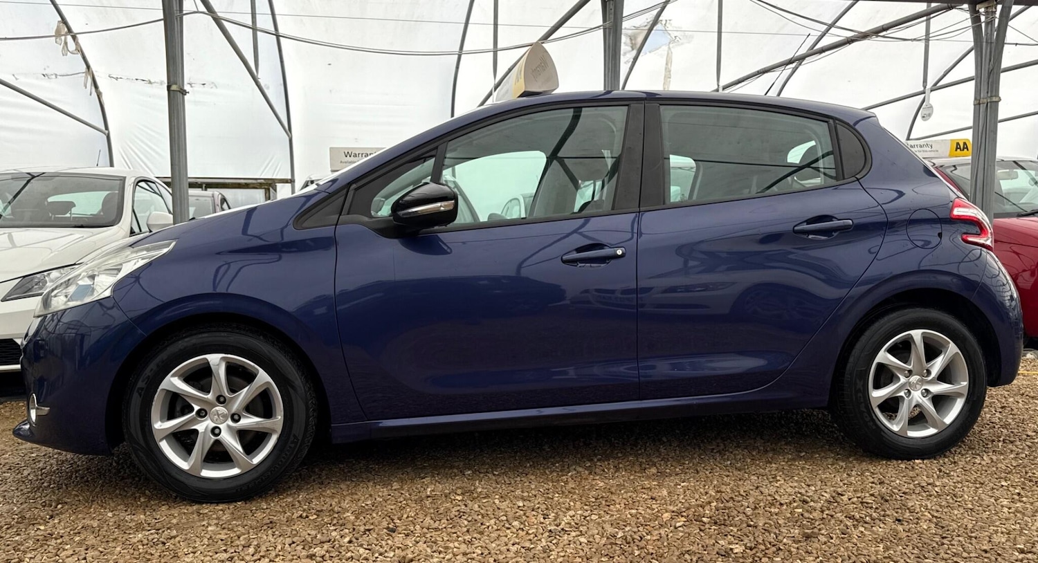 Used Peugeot 208 2013 for sale - 76898673: Photo 7