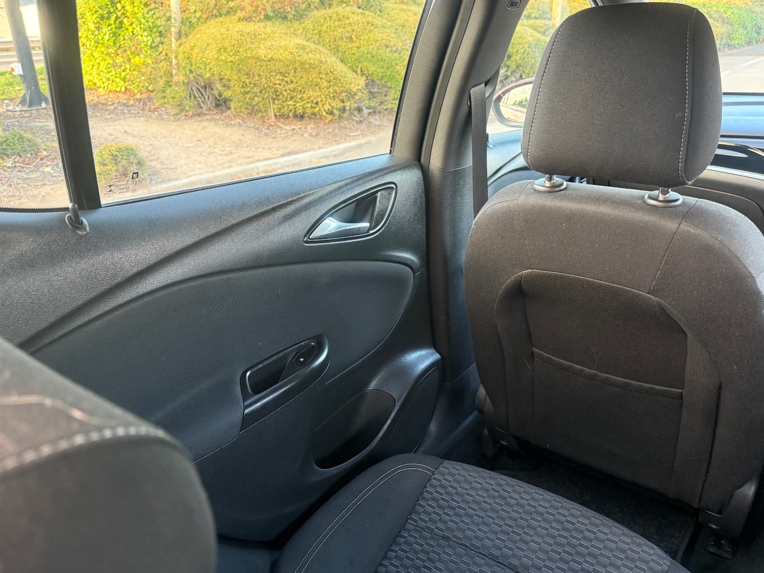 Used Vauxhall Astra 2015 for sale - 75910910: Photo 31