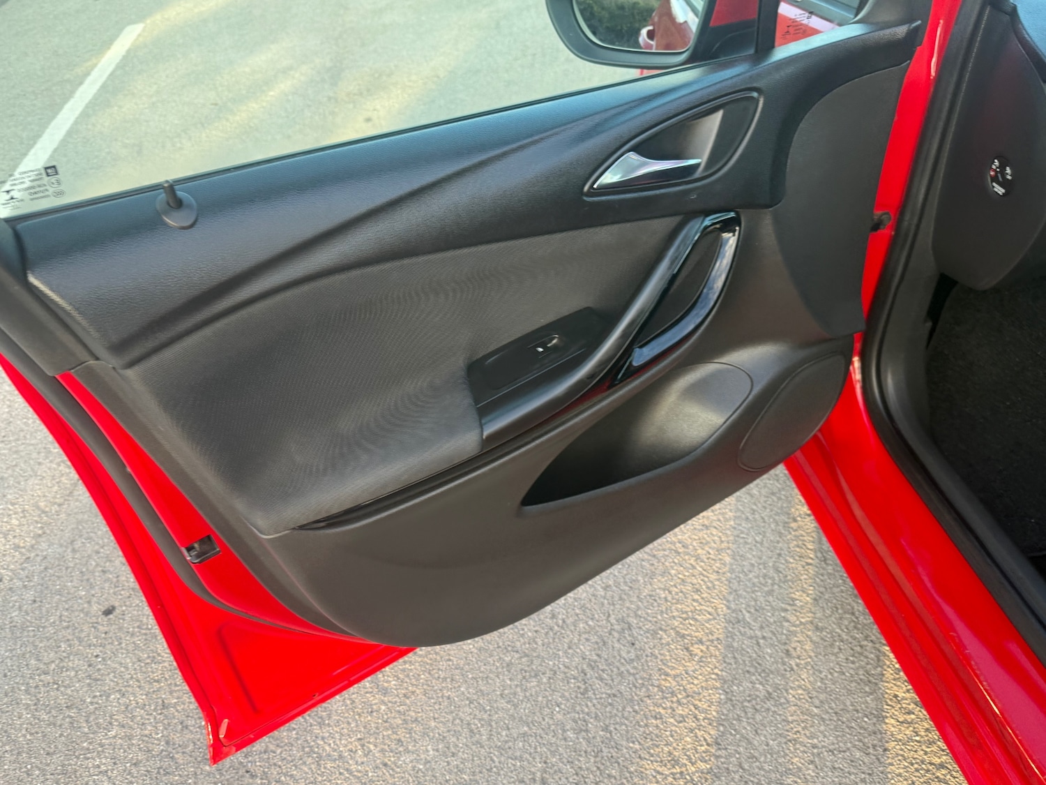 Used Vauxhall Astra 2015 for sale - 75910910: Photo 41