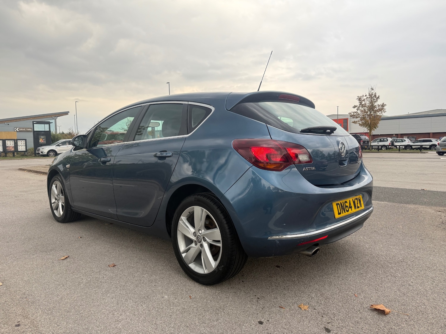 Used Vauxhall Astra 2014 for sale - 75723024: Photo 1