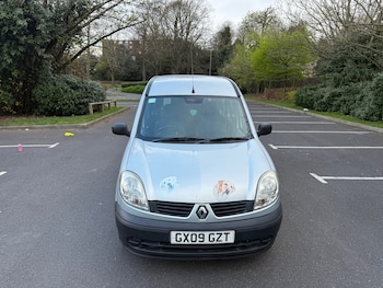 Used Renault Kangoo 2009 for sale - 77984069: Photo