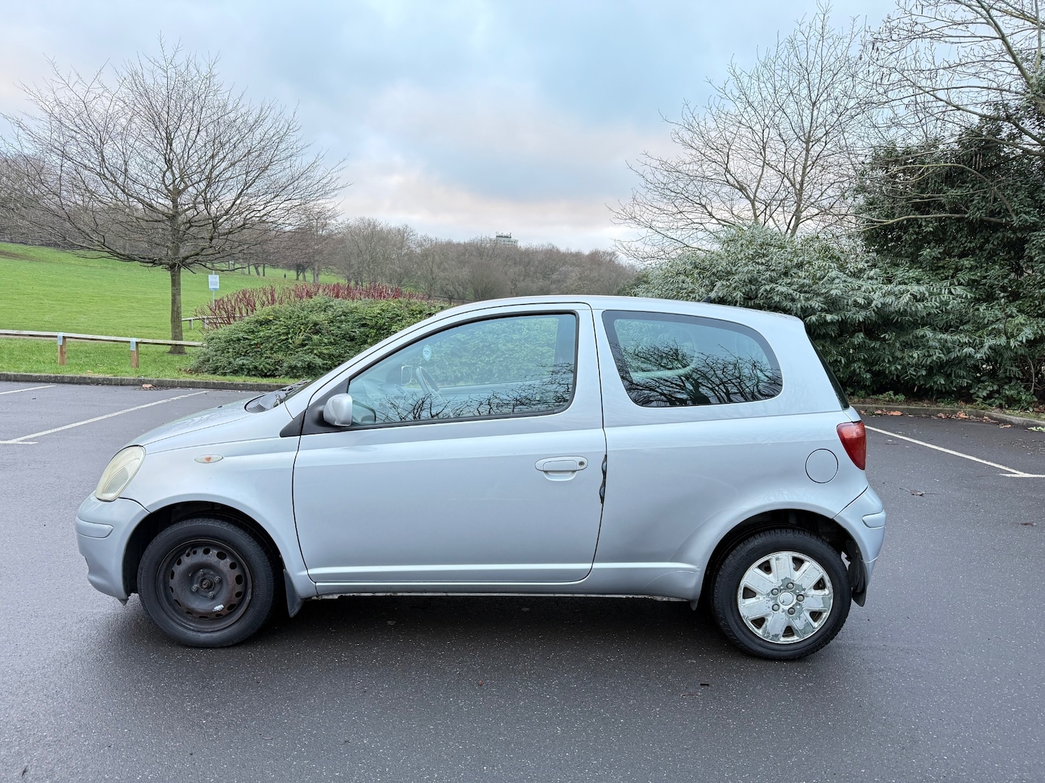 Used Toyota Yaris 2005 for sale - 77186146: Photo 2