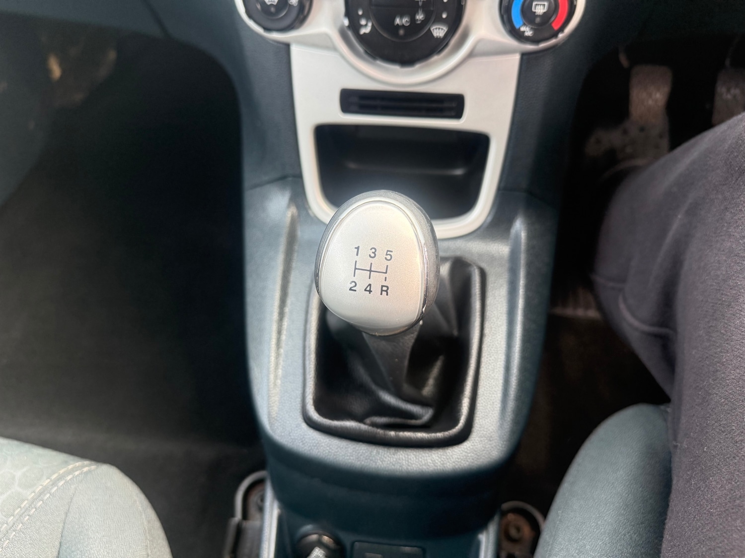 Used Ford Fiesta 2011 for sale - 75980655: Photo 16