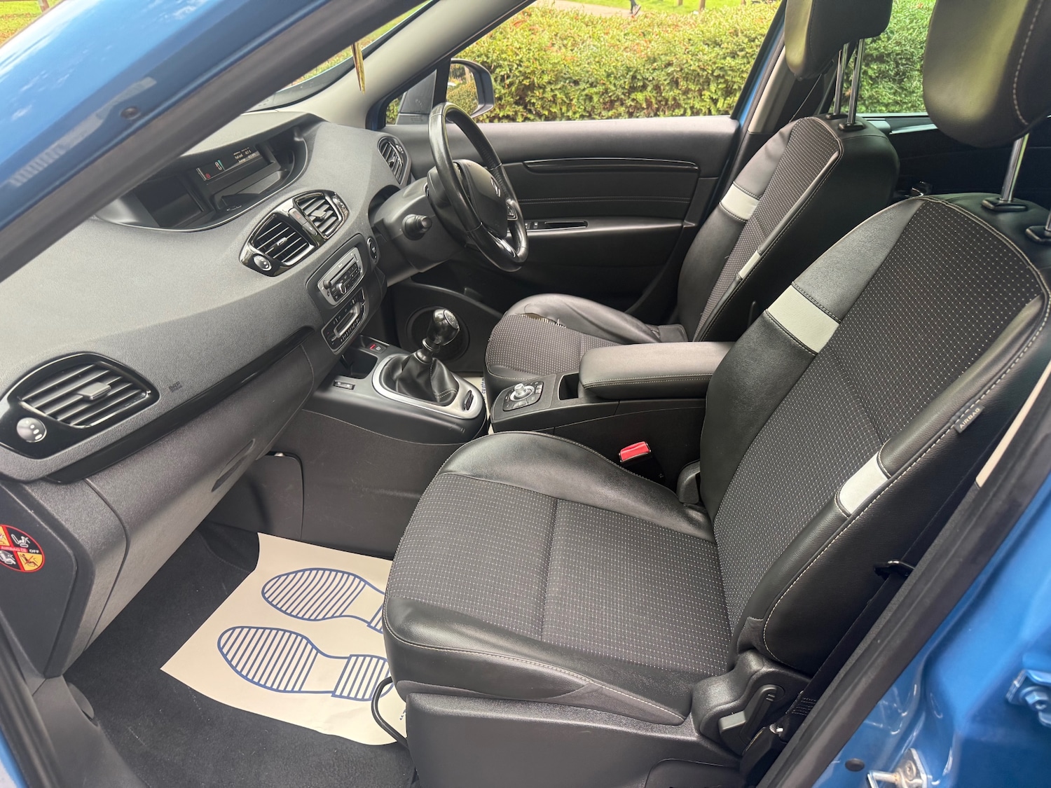 Used Renault Grand Scenic 2014 for sale - 76229133: Photo 26