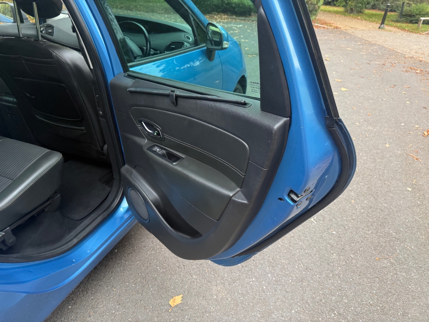 Used Renault Grand Scenic 2014 for sale - 76229133: Photo 28