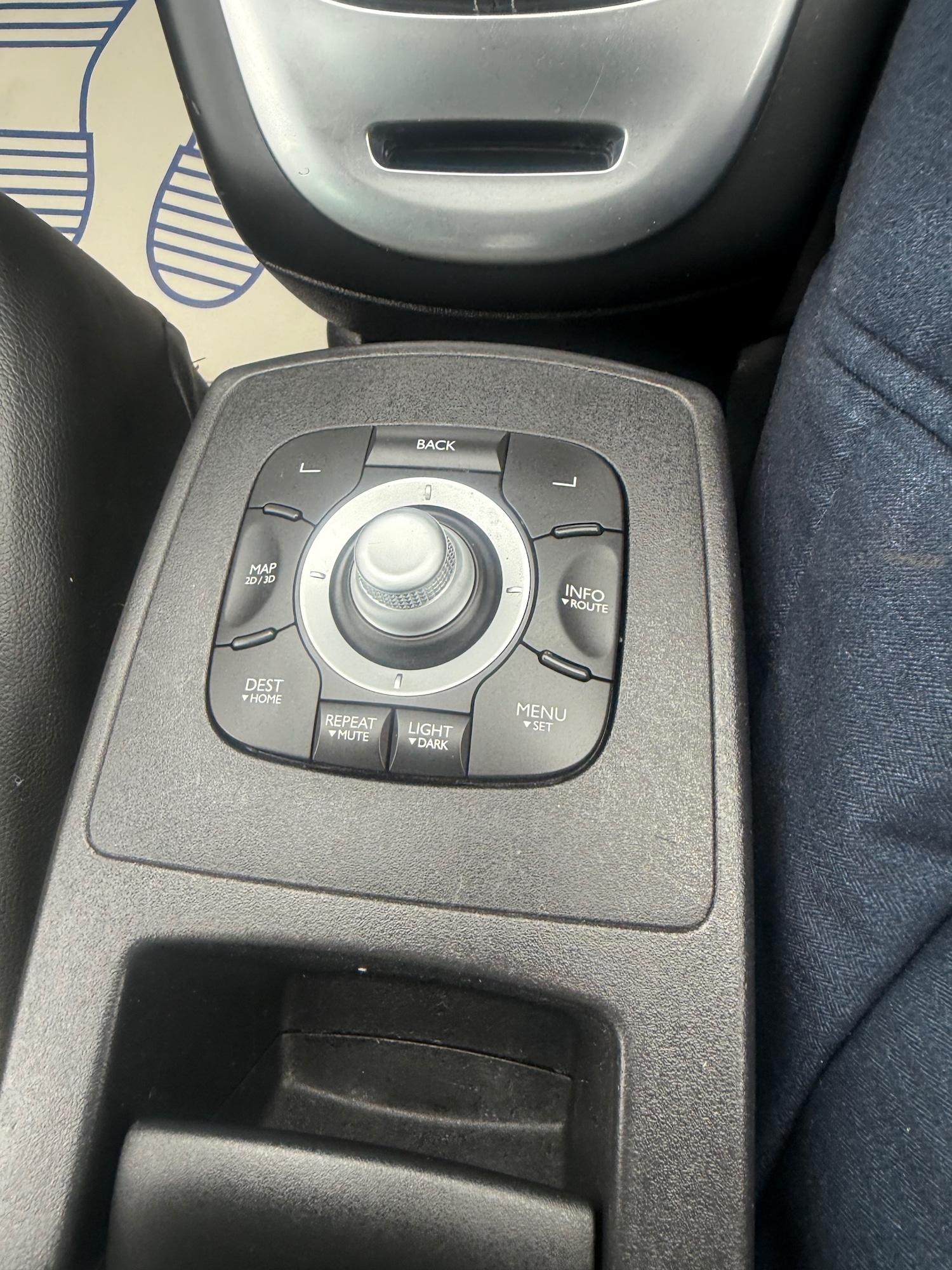 Used Renault Grand Scenic 2014 for sale - 76229133: Photo 33