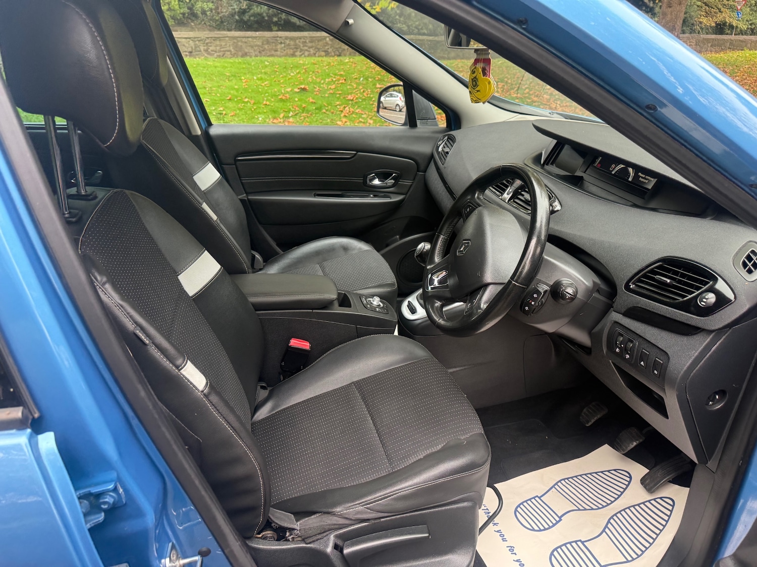 Used Renault Grand Scenic 2014 for sale - 76229133: Photo 39