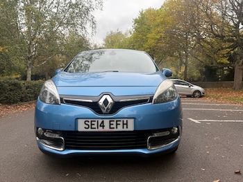 Used Renault Grand Scenic 2014 for sale - 76229133: Photo