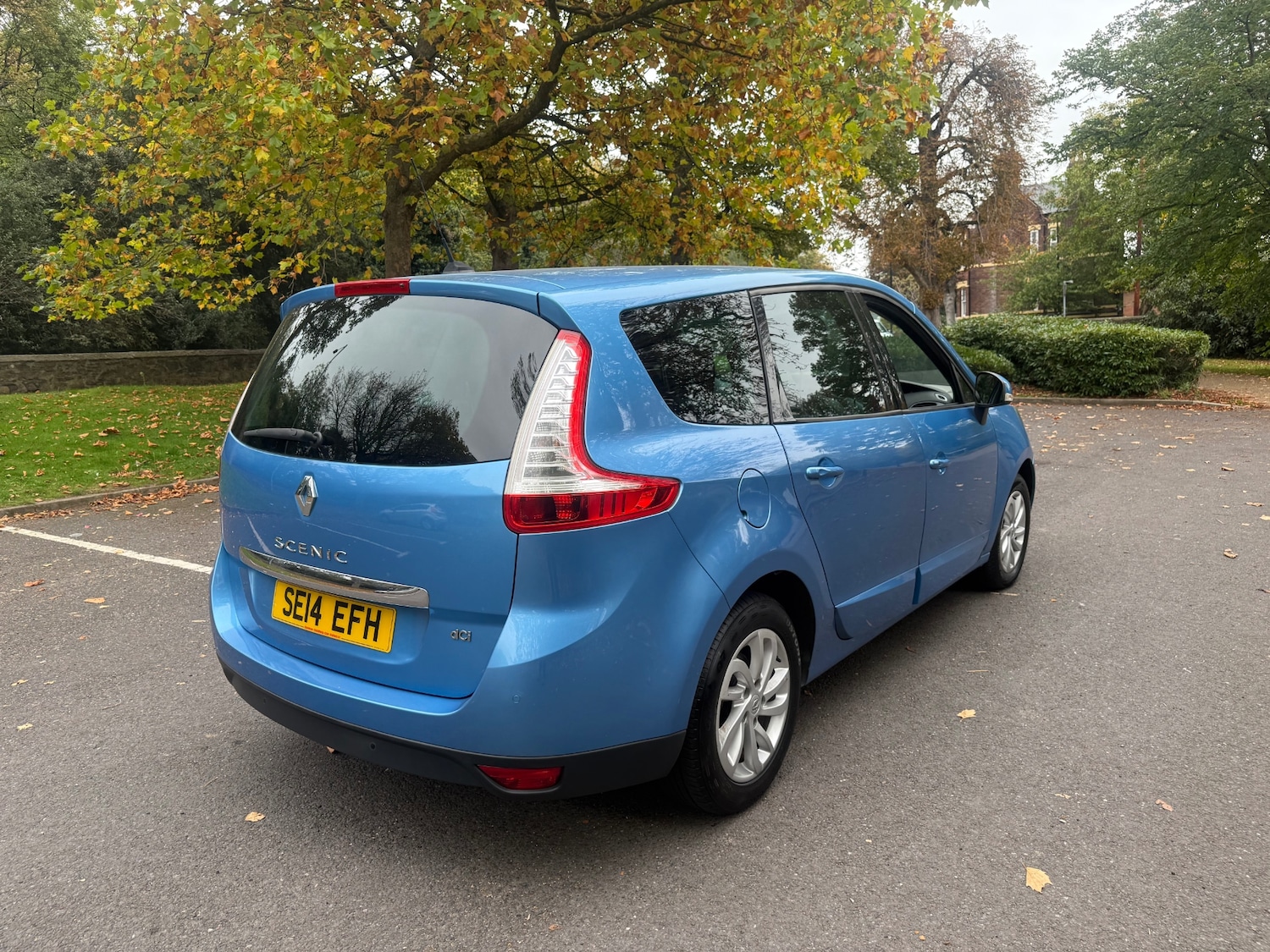Used Renault Grand Scenic 2014 for sale - 76229133: Photo 7