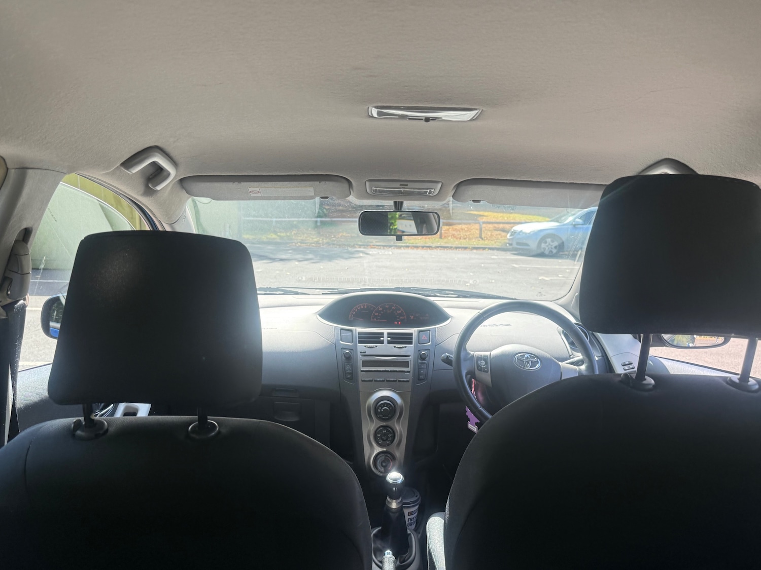 Used Toyota Yaris 2010 for sale - 76286203: Photo 18