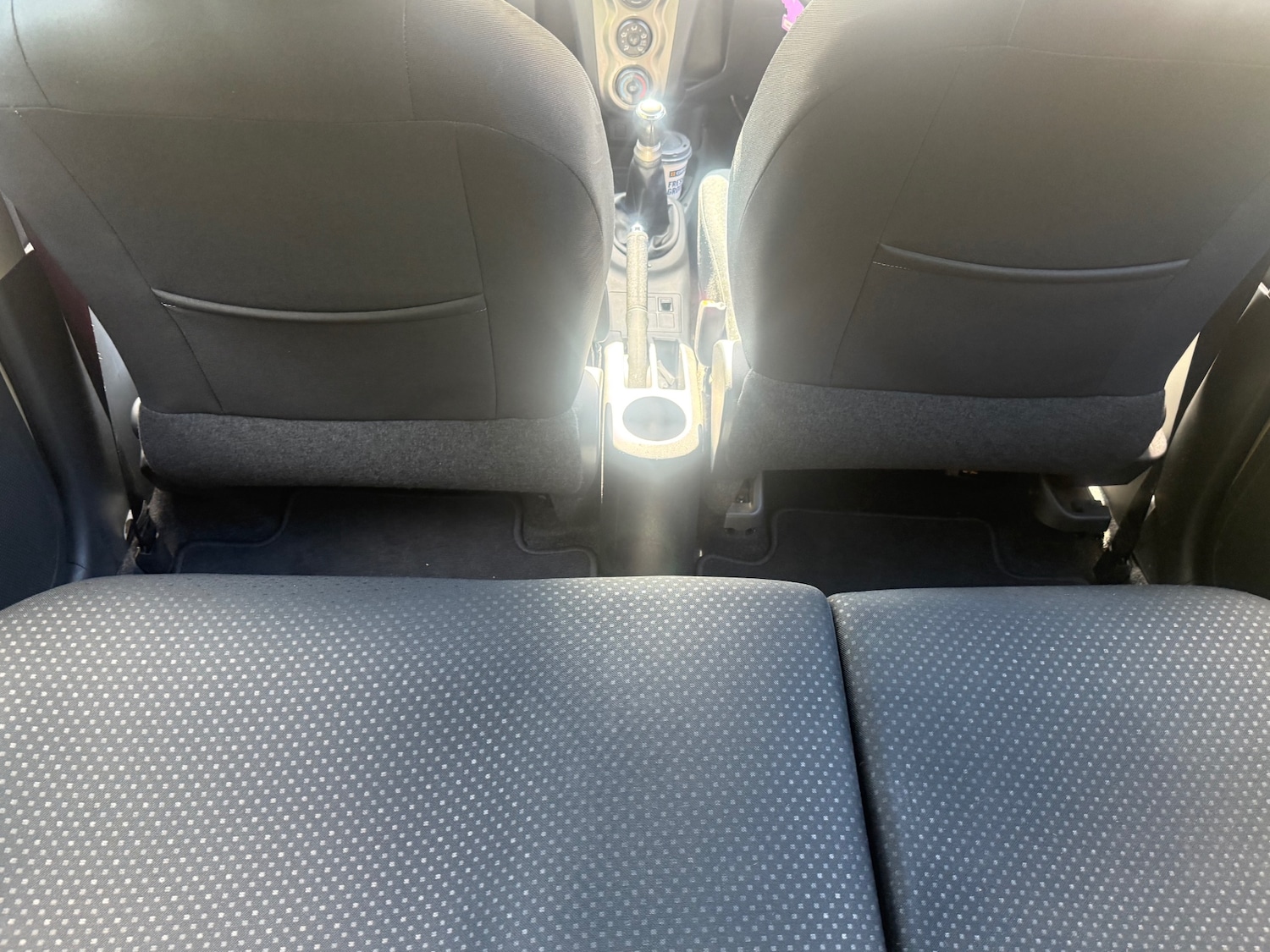 Used Toyota Yaris 2010 for sale - 76286203: Photo 19