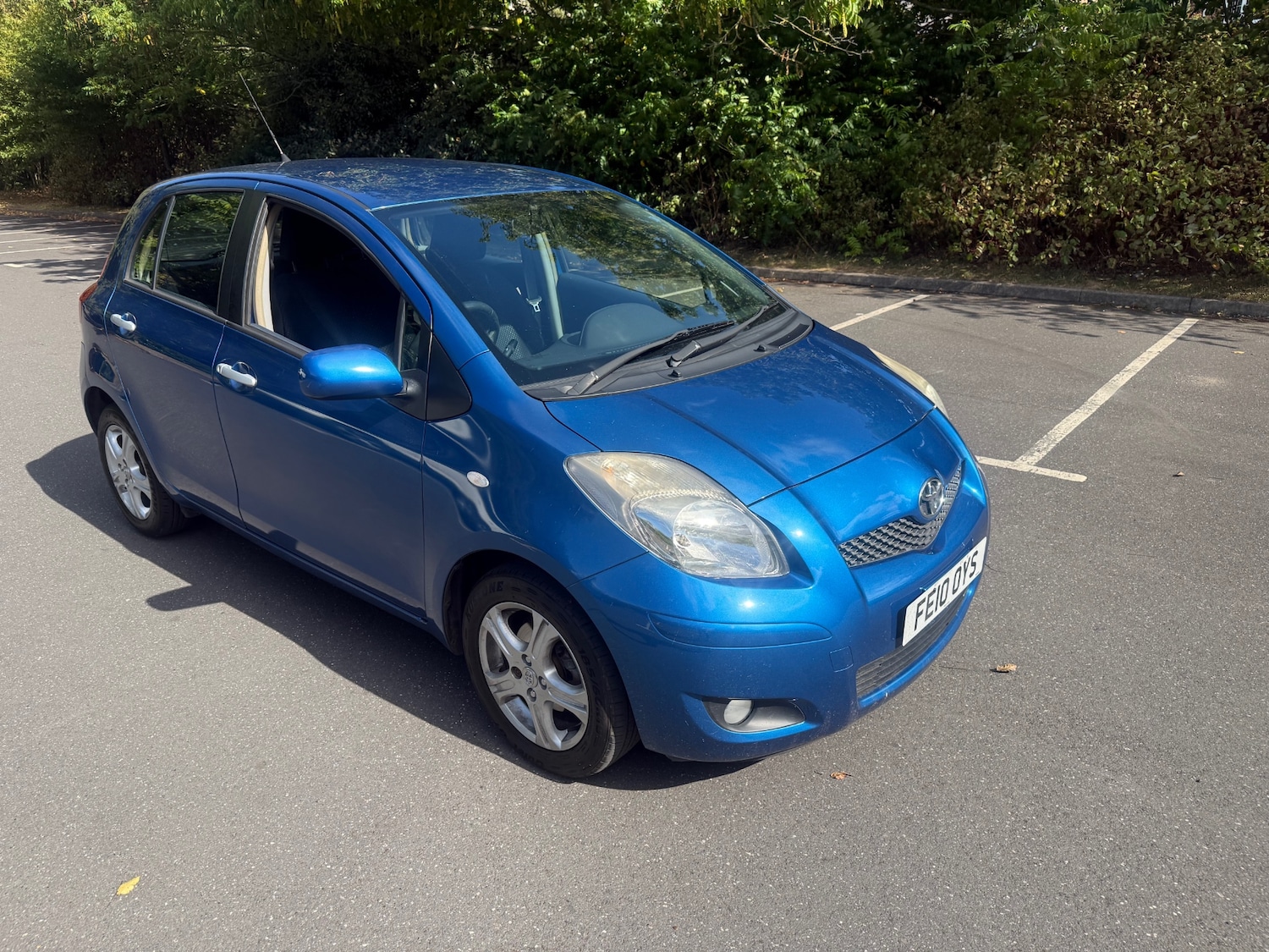 Used Toyota Yaris 2010 for sale - 76286203: Photo 2
