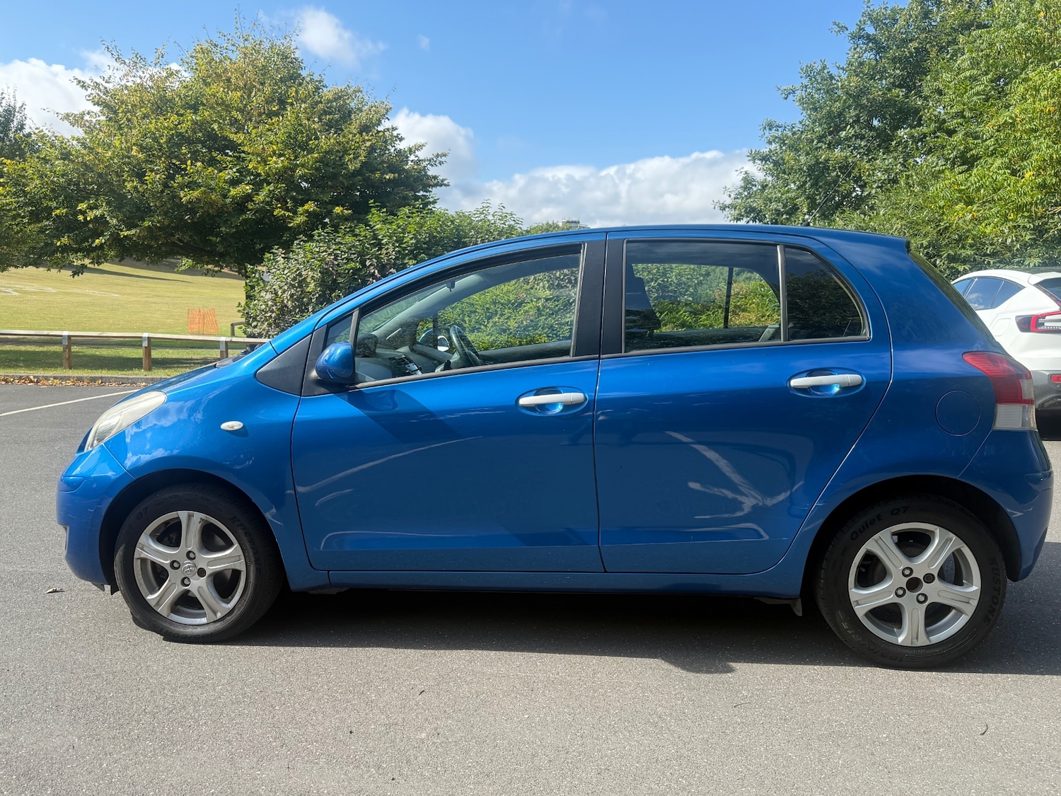 Used Toyota Yaris 2010 for sale - 76286203: Photo 8