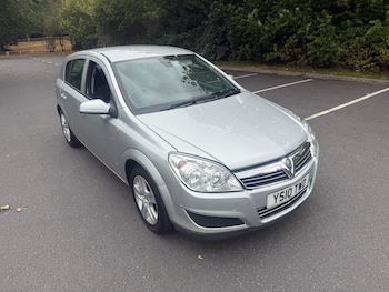 Used Vauxhall Astra 2010 for sale - 75910907: Photo