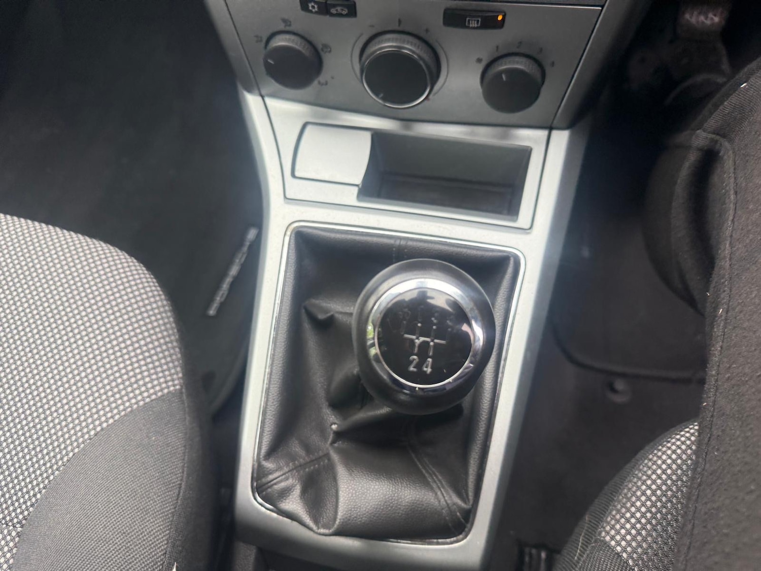 Vehicle 33