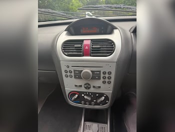 Used Vauxhall Corsa 2004 for sale - 78812200: Photo