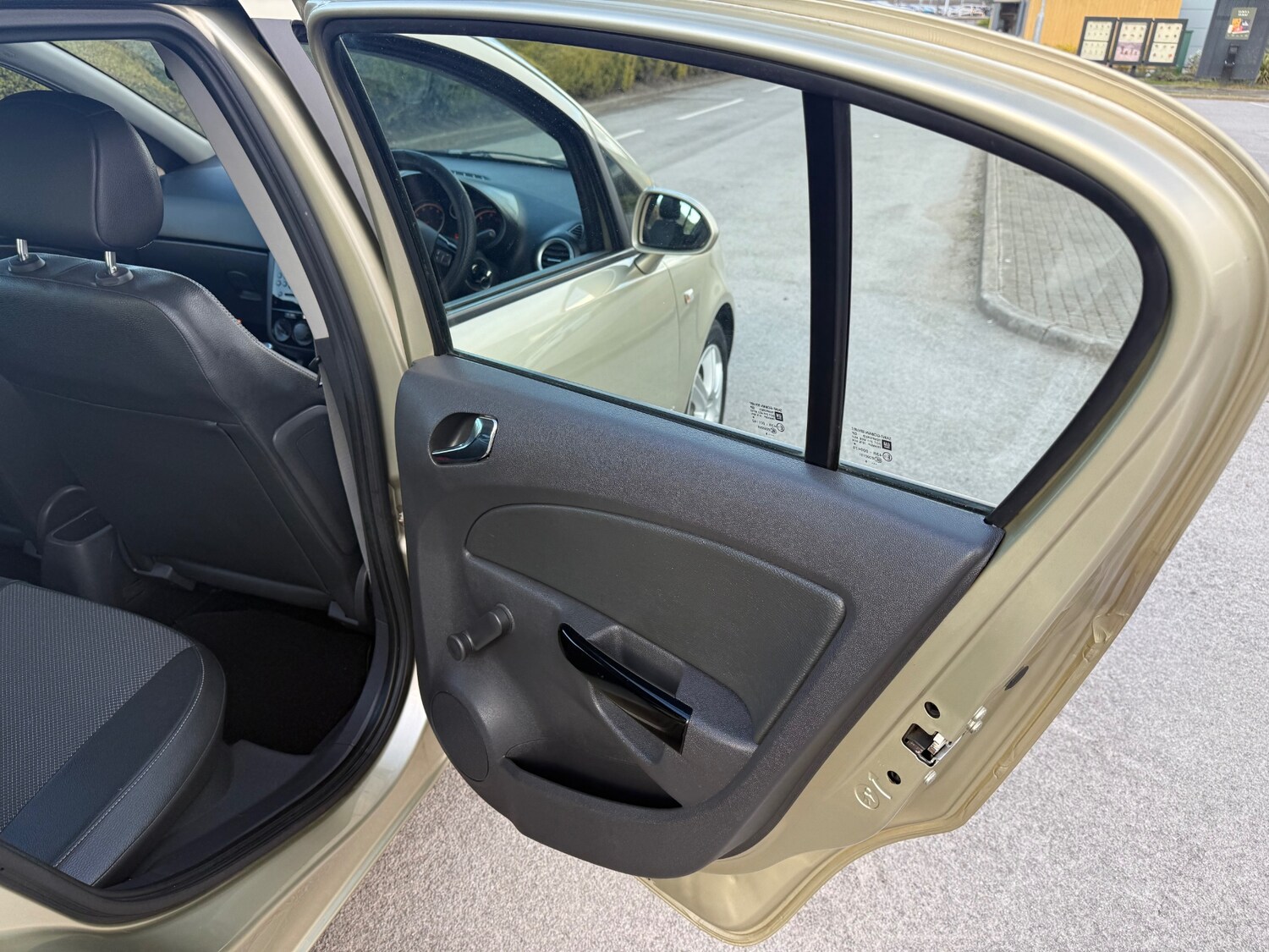 Used Vauxhall Corsa 2008 for sale - 78067245: Photo 21