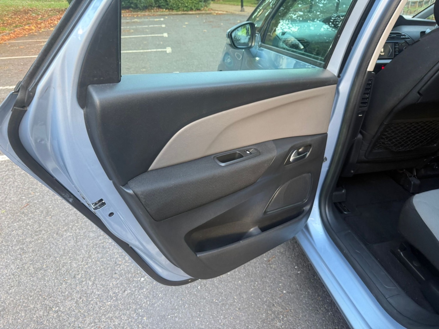 Used Citroen C4 Picasso 2014 for sale - 76156679: Photo 24