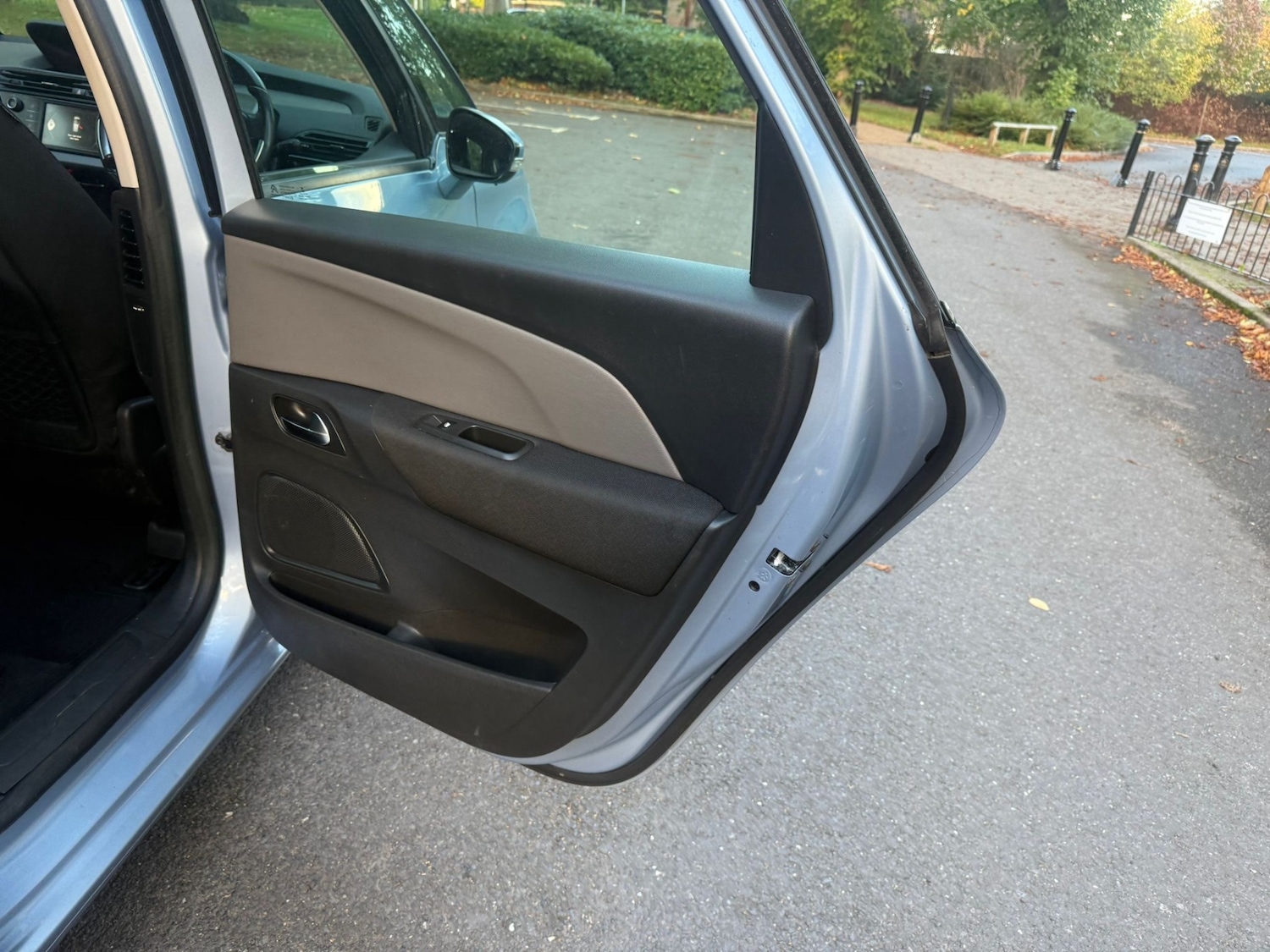 Used Citroen C4 Picasso 2014 for sale - 76156679: Photo 27