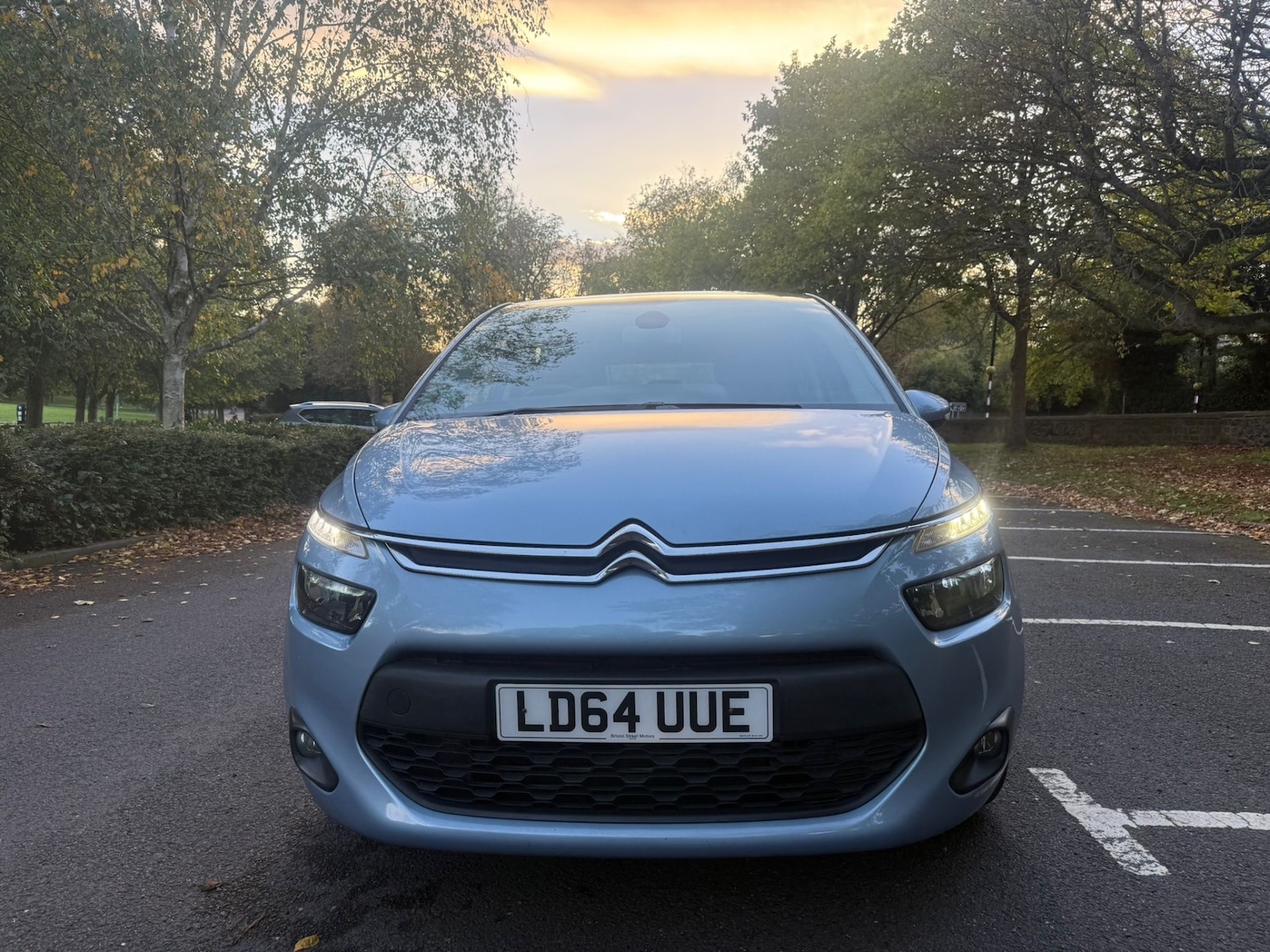 Used Citroen C4 Picasso 2014 for sale - 76156679: Photo 5