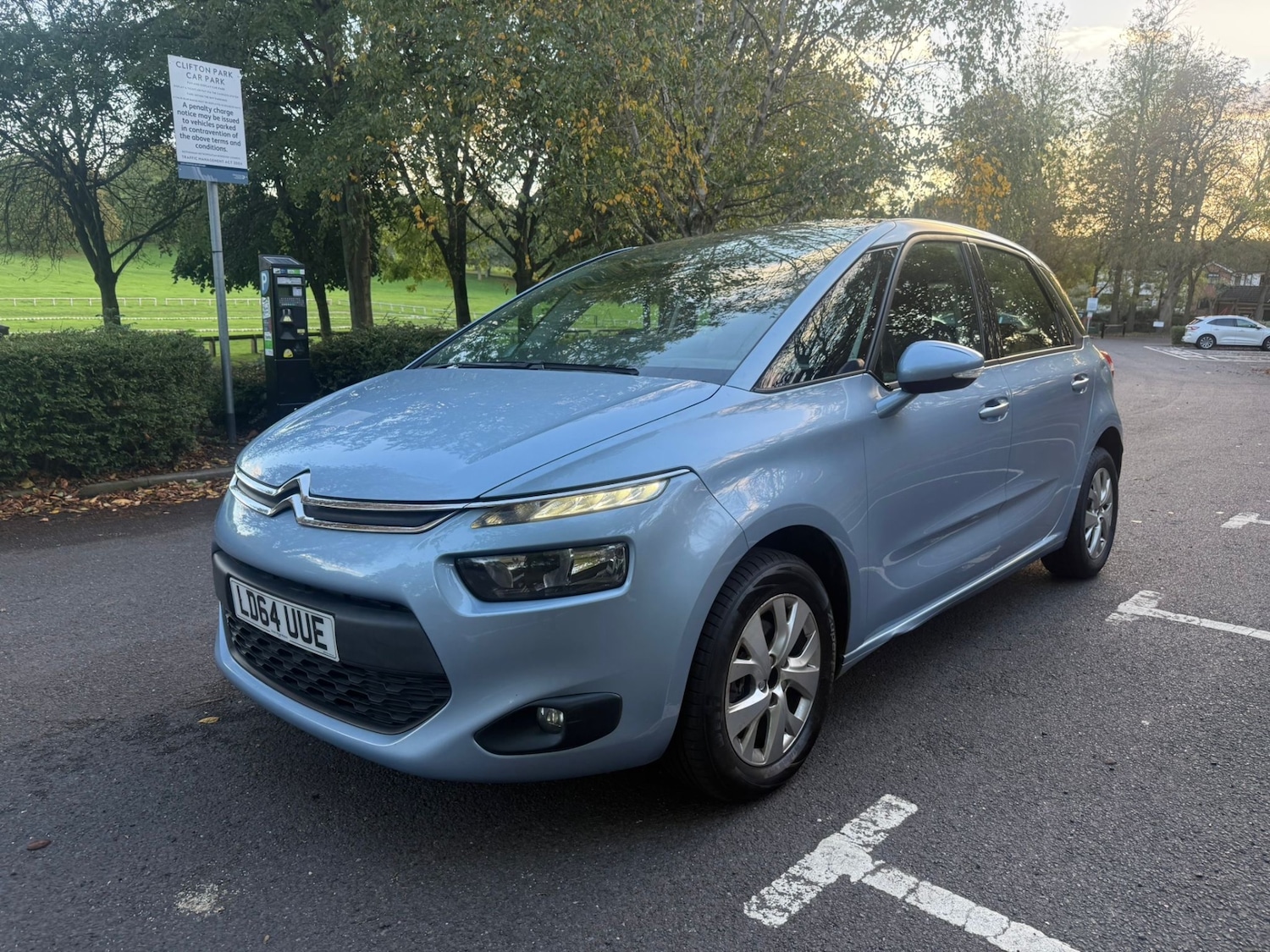Used Citroen C4 Picasso 2014 for sale - 76156679: Photo 9
