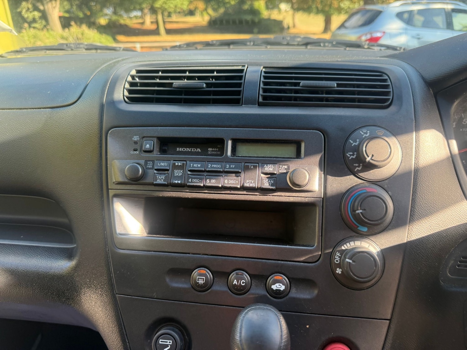 Used Honda Civic 2002 for sale - 75597812: Photo 38