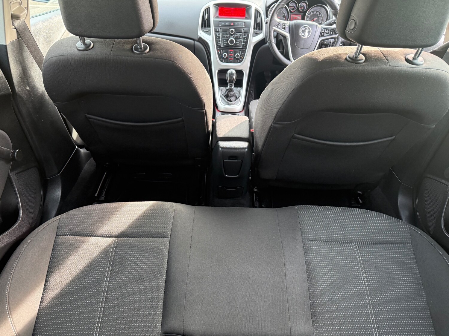 Used Vauxhall Astra 2012 for sale - 77335696: Photo 17