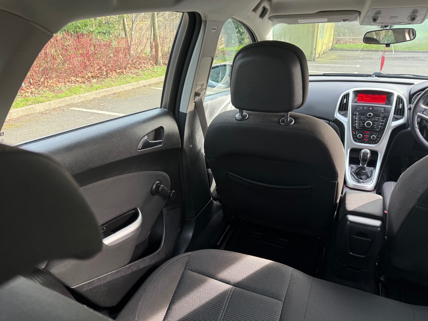 Used Vauxhall Astra 2012 for sale - 77335696: Photo 19