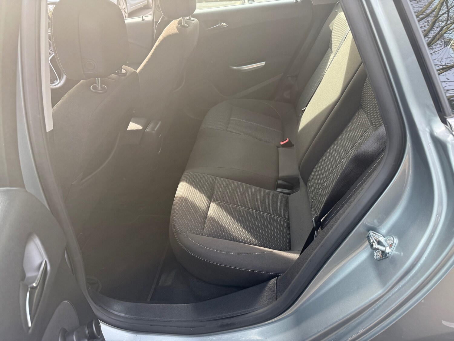 Used Vauxhall Astra 2012 for sale - 77335696: Photo 22