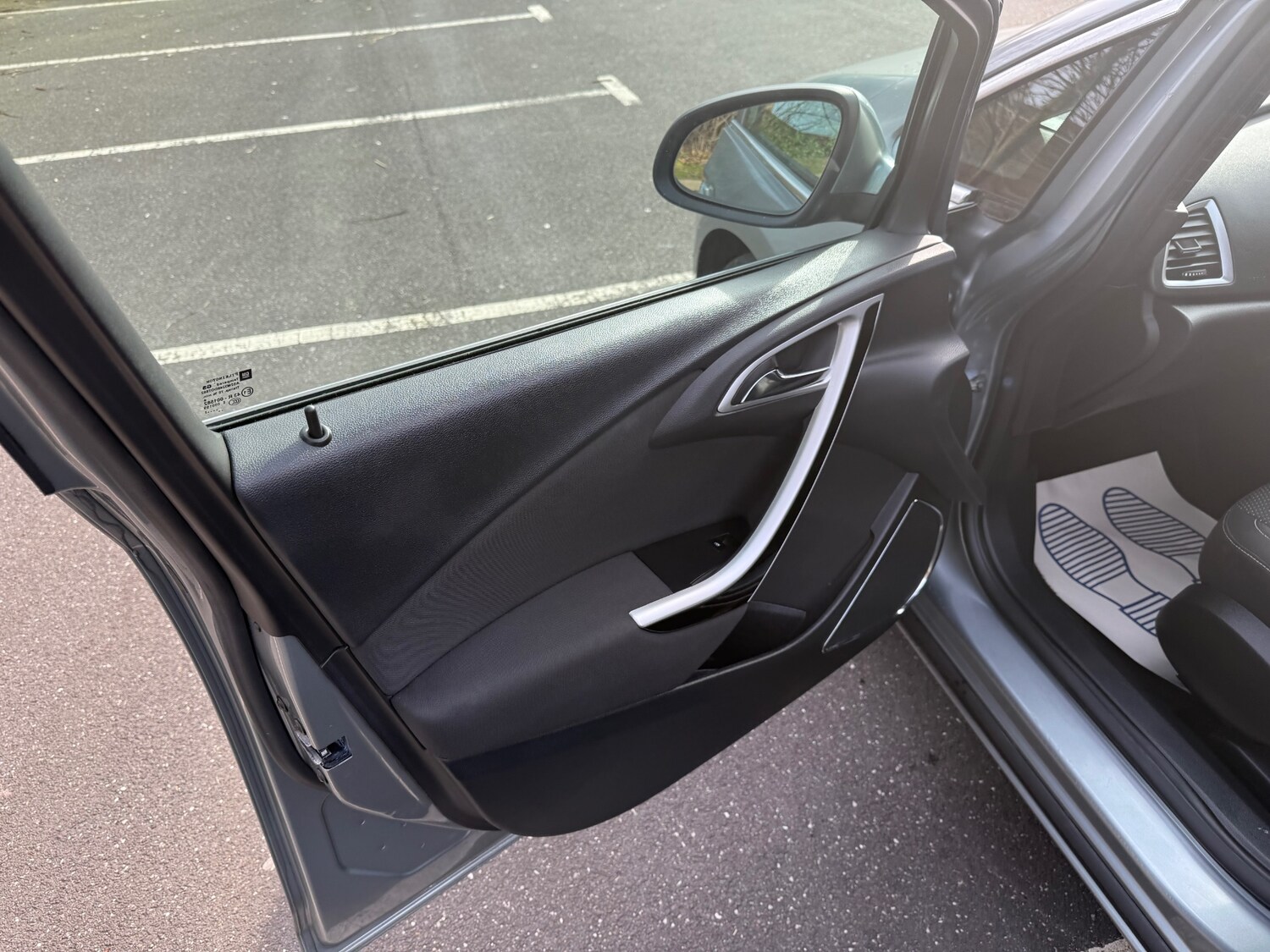 Used Vauxhall Astra 2012 for sale - 77335696: Photo 24