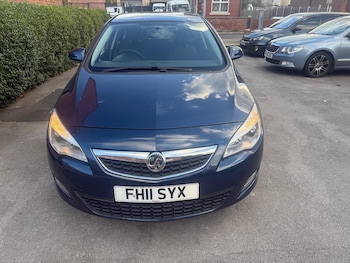 Used Vauxhall Astra 2011 for sale - 76265325: Photo