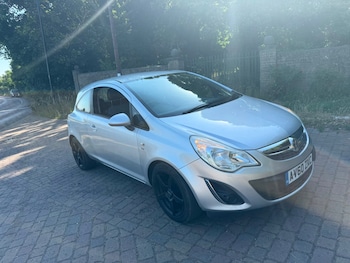 Used Vauxhall Corsa 2011 for sale - 79154260: Photo