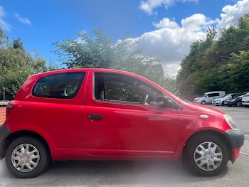 Used Toyota Yaris 2001 for sale - 75594298: Photo