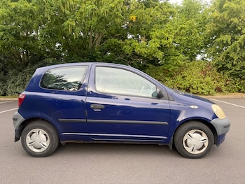 Used Toyota Yaris 2000 for sale - 75487013: Photo